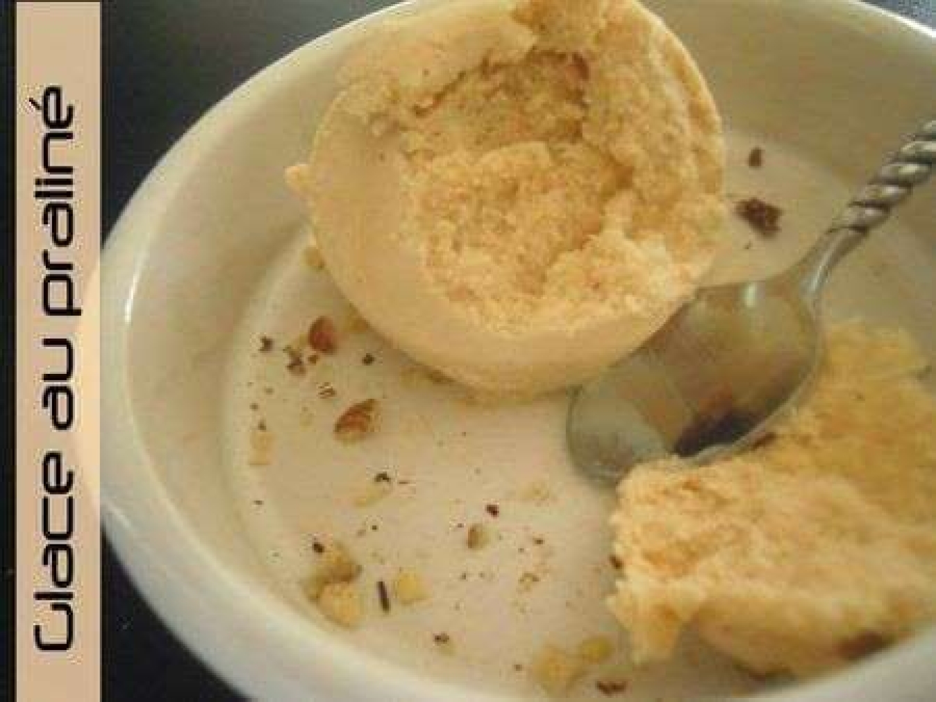 La recette de Le coin repas : Glace au praliné