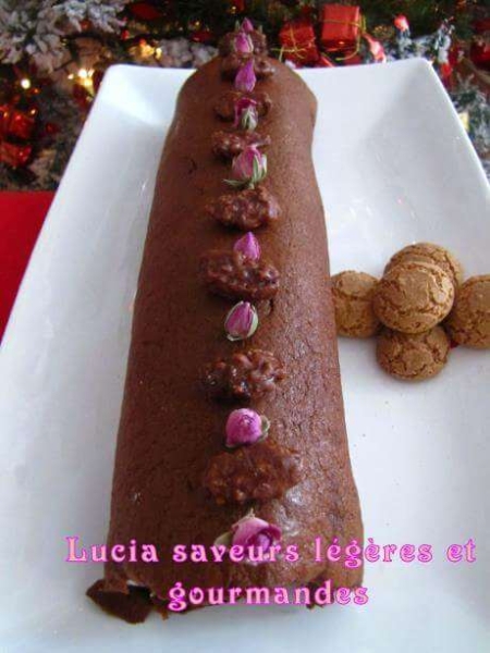 La recette de Lucia saveurs : Bûche à la forêt noire