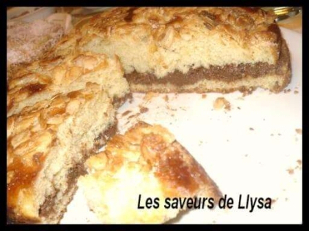 La recette de Llysa : Nid d'abeilles à la pâte pralinée amandes