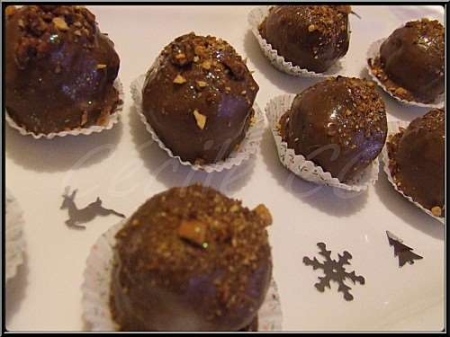 La recette de Mes gateaux rigolos : Rochers praliné noisette et pralines