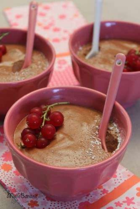 La recette de Melle banane's cuisine : Mousse au chocolat noir praliné amande